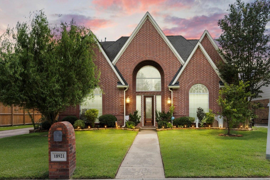 18921 Mountain Spring Drive Drive, Spring