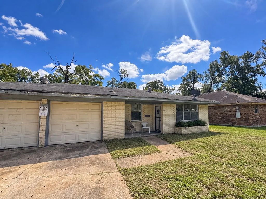 9236 Kelburn Drive, Houston