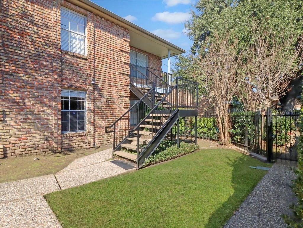 6401 Skyline Drive 20, Houston