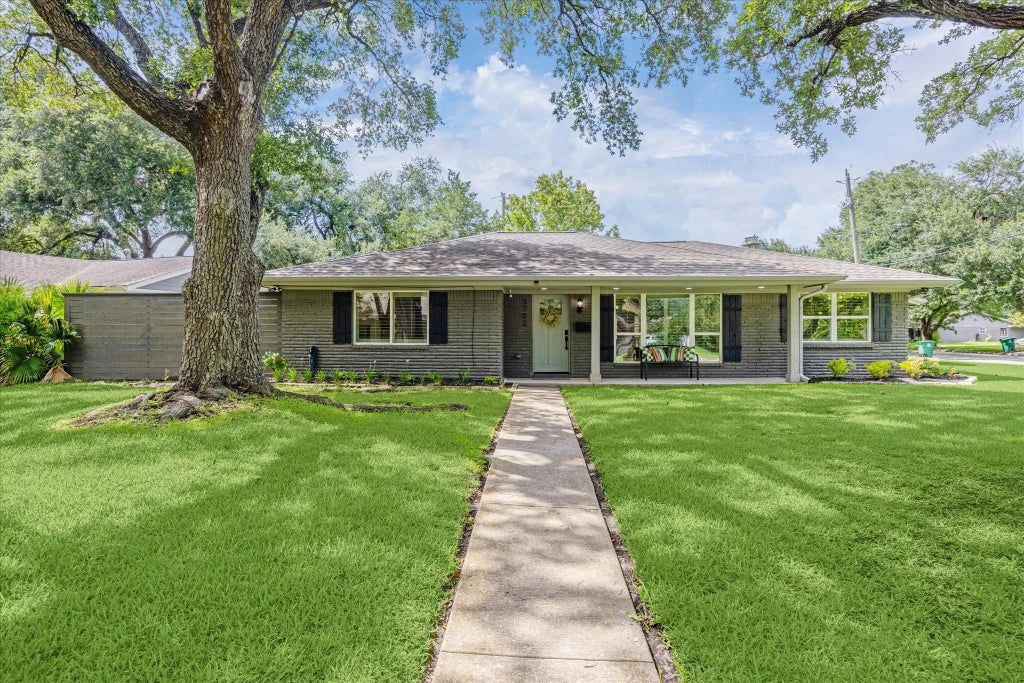 5702 Capello Drive, Houston