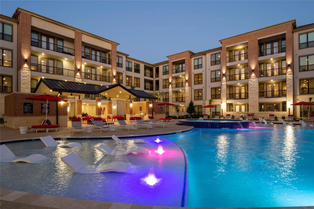 1616 Partnership Way 1316, Katy