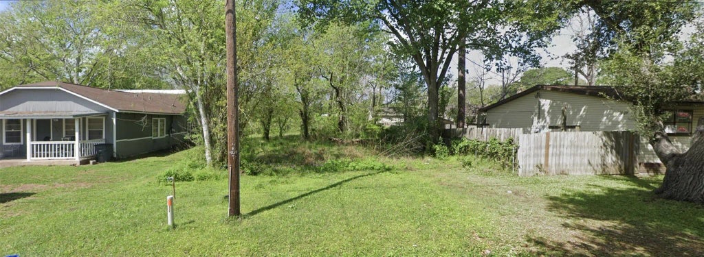 2708 Sycamore Avenue, Bay City