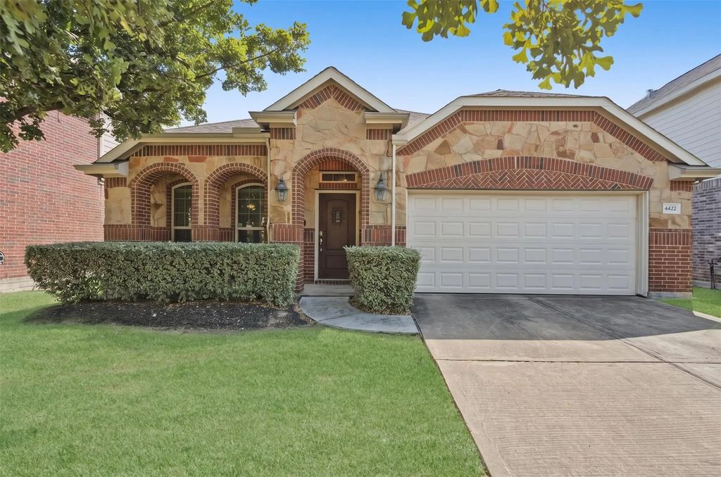 4422 Juniper Bay Lane, Baytown
