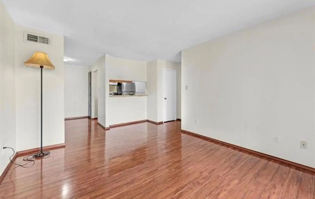 6161 Reims Road 200, Houston