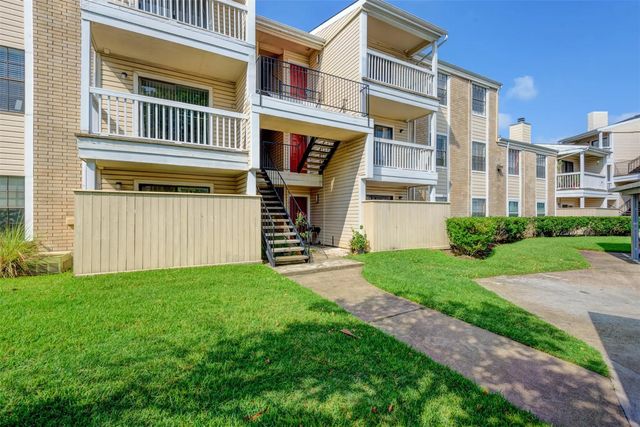 2750 Holly Hall Street 1017, Houston