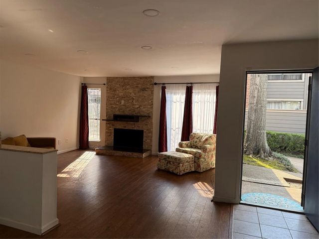 6601 Sands Point Drive 41, Houston