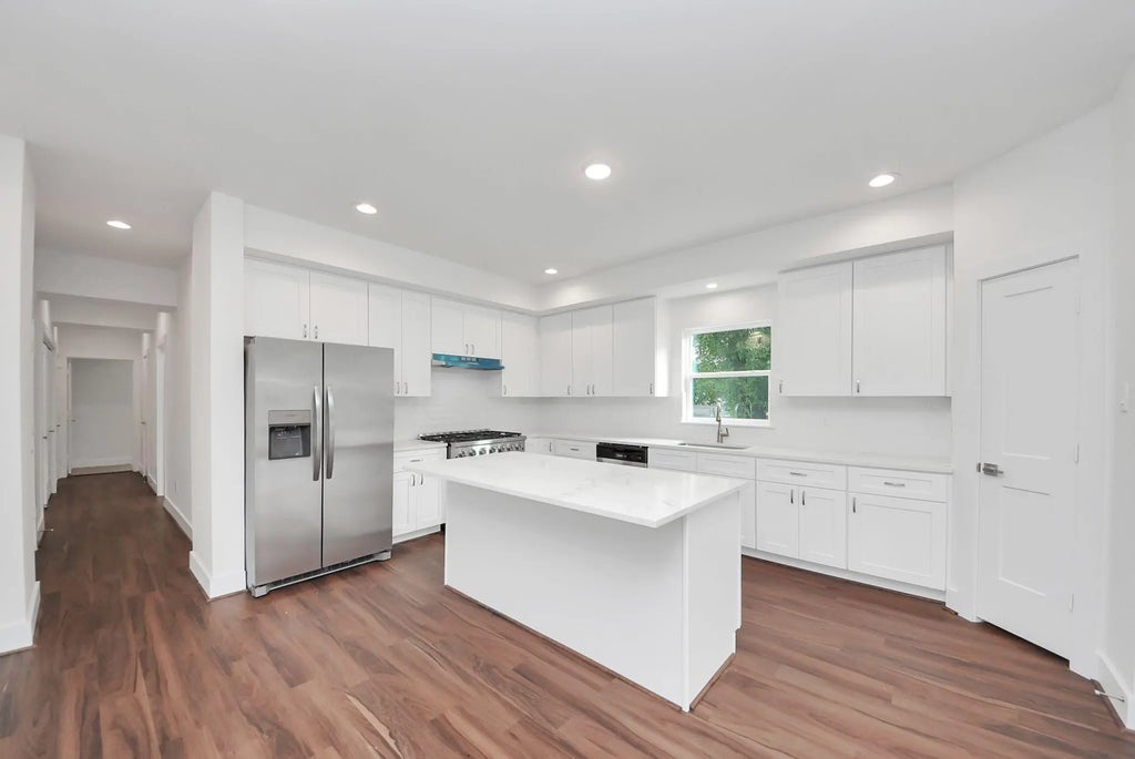 611 E 39th Street A, Houston