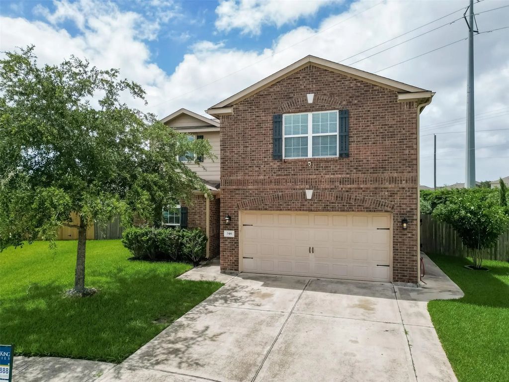 346 Apache Field Lane, La Marque