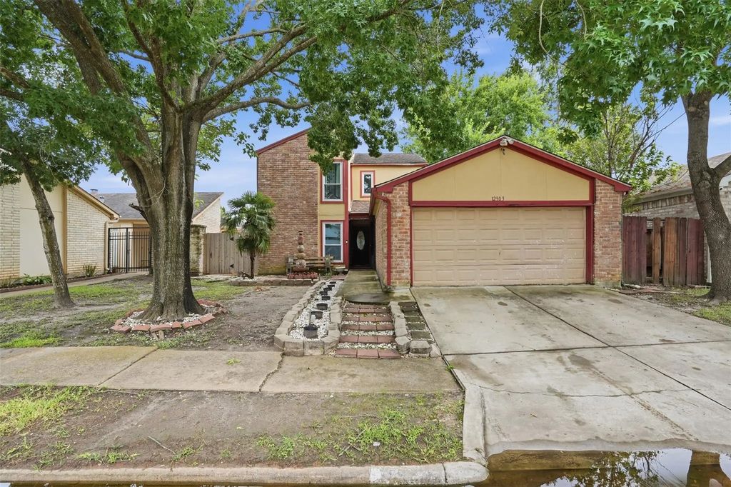 12903 Maxfield Drive, Houston
