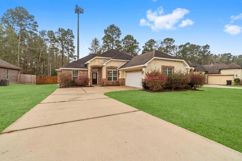 638 Spring Forest Court, Conroe
