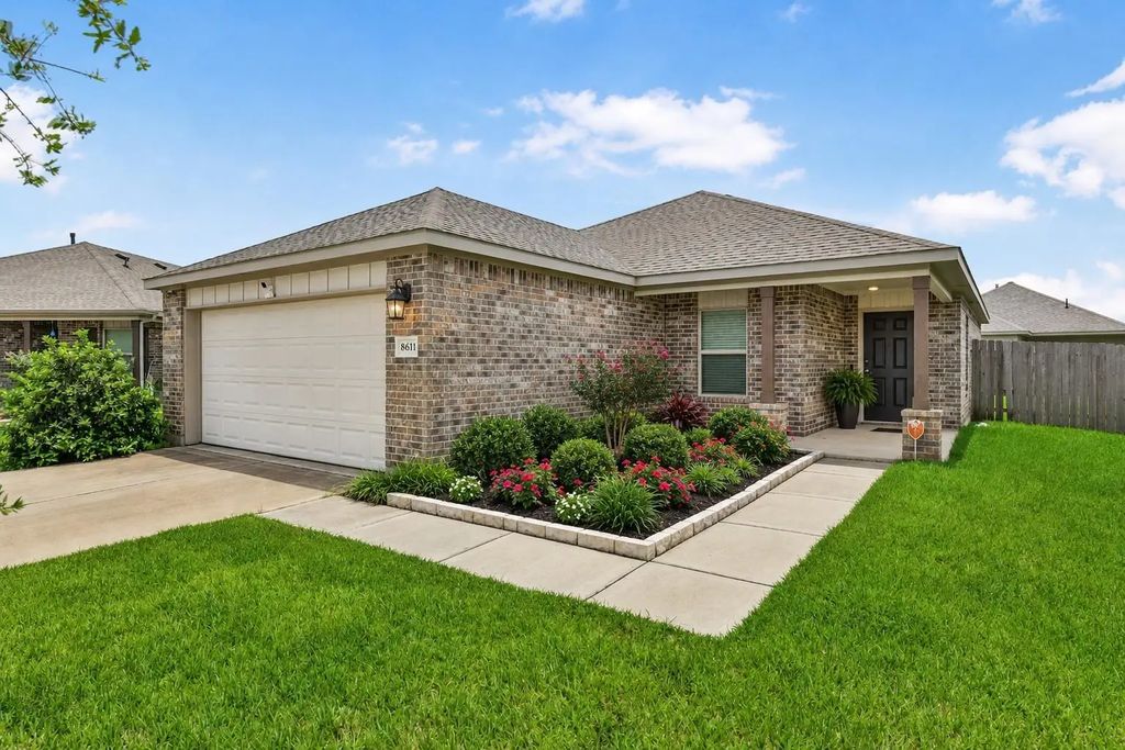 8611 Conquest Circle, Texas City