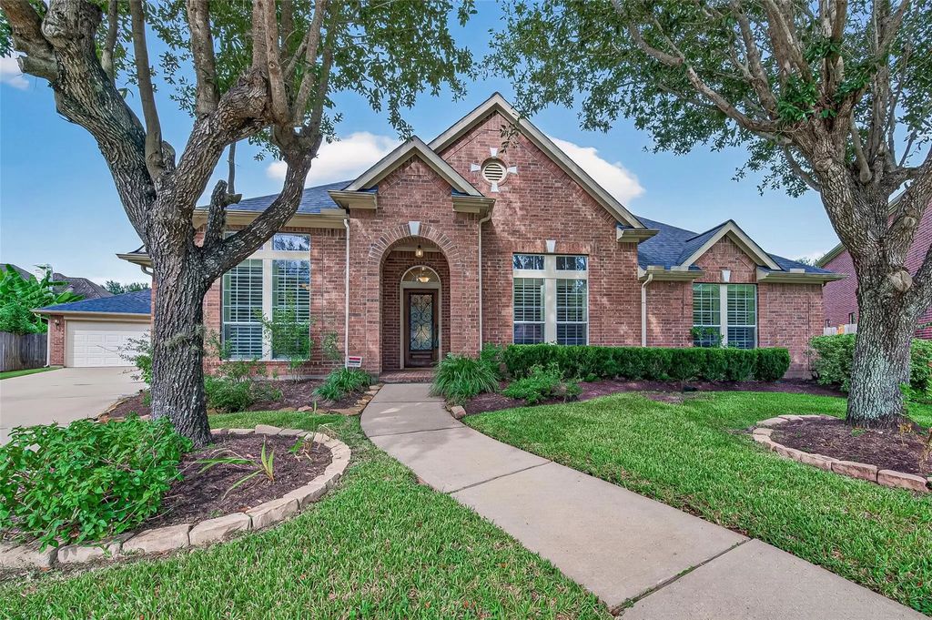 5242 Fountainbrook Lane, Sugar Land