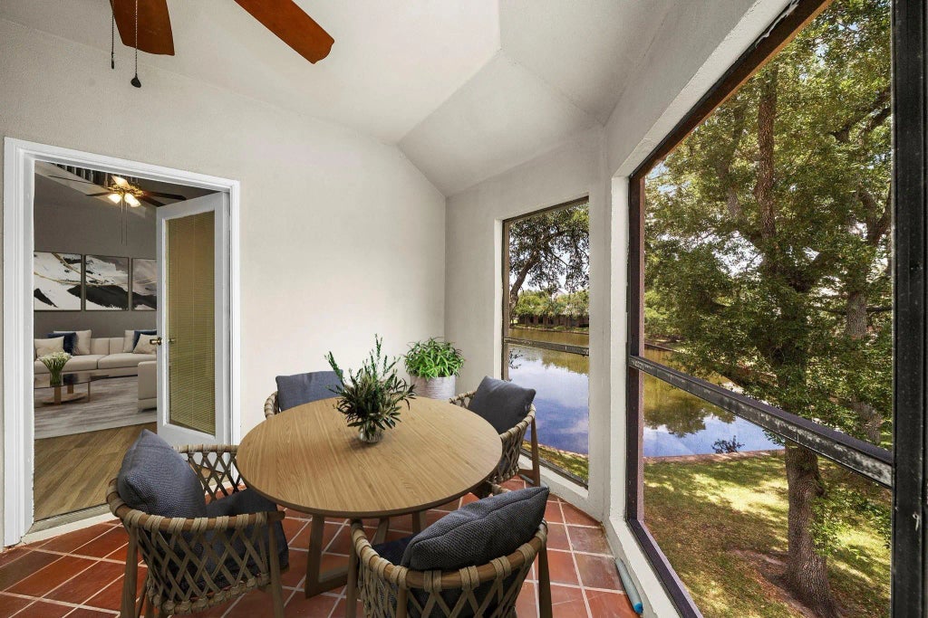 4144 Greystone Way 406, Sugar Land