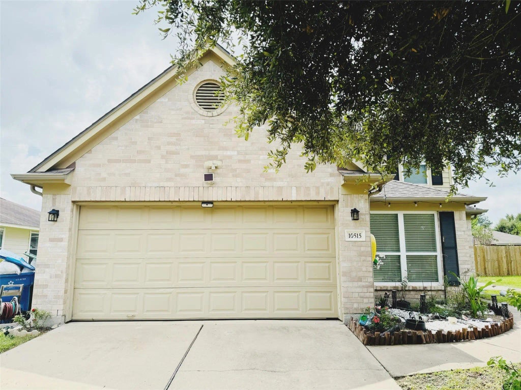10515 Ince Ln, Houston
