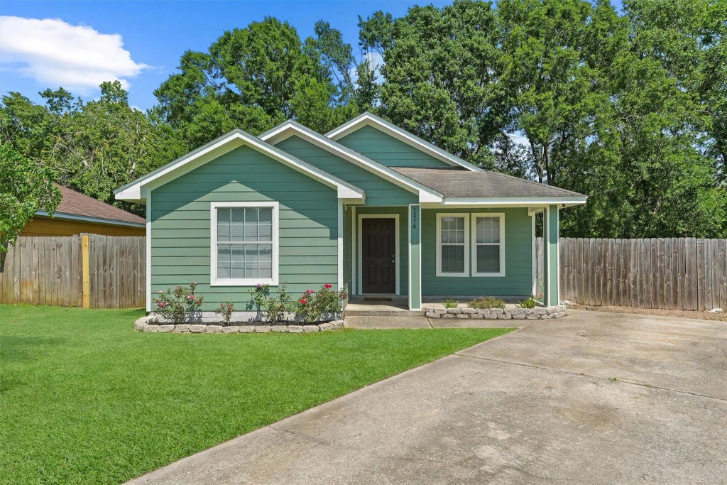 1314 Robert Street, Baytown