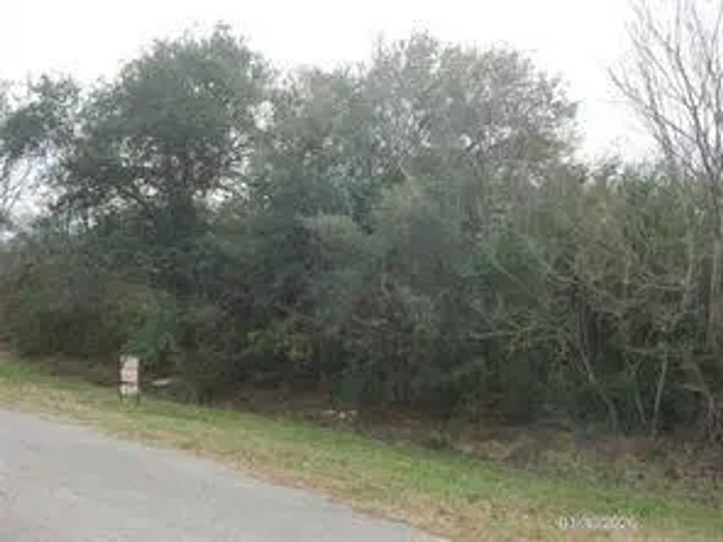 Mills Rd, Hitchcock