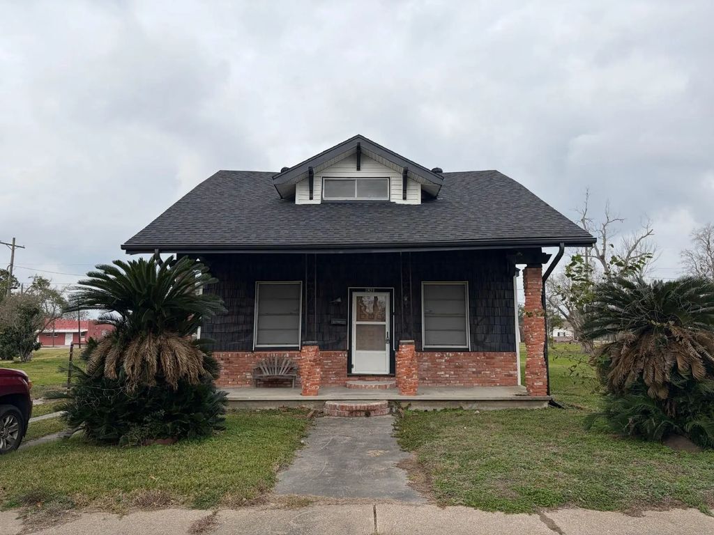 1821 6th Street, Port Arthur