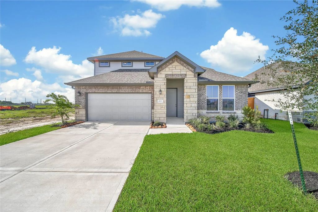 1832 Rory Christine Drive, Rosharon