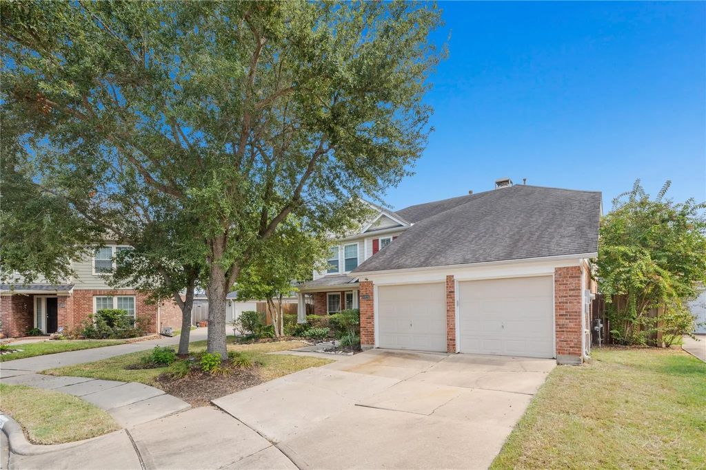 4926 Lake Gladewater Court, Richmond