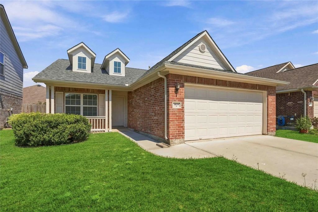 18114 Surrey Lake Lane, Richmond