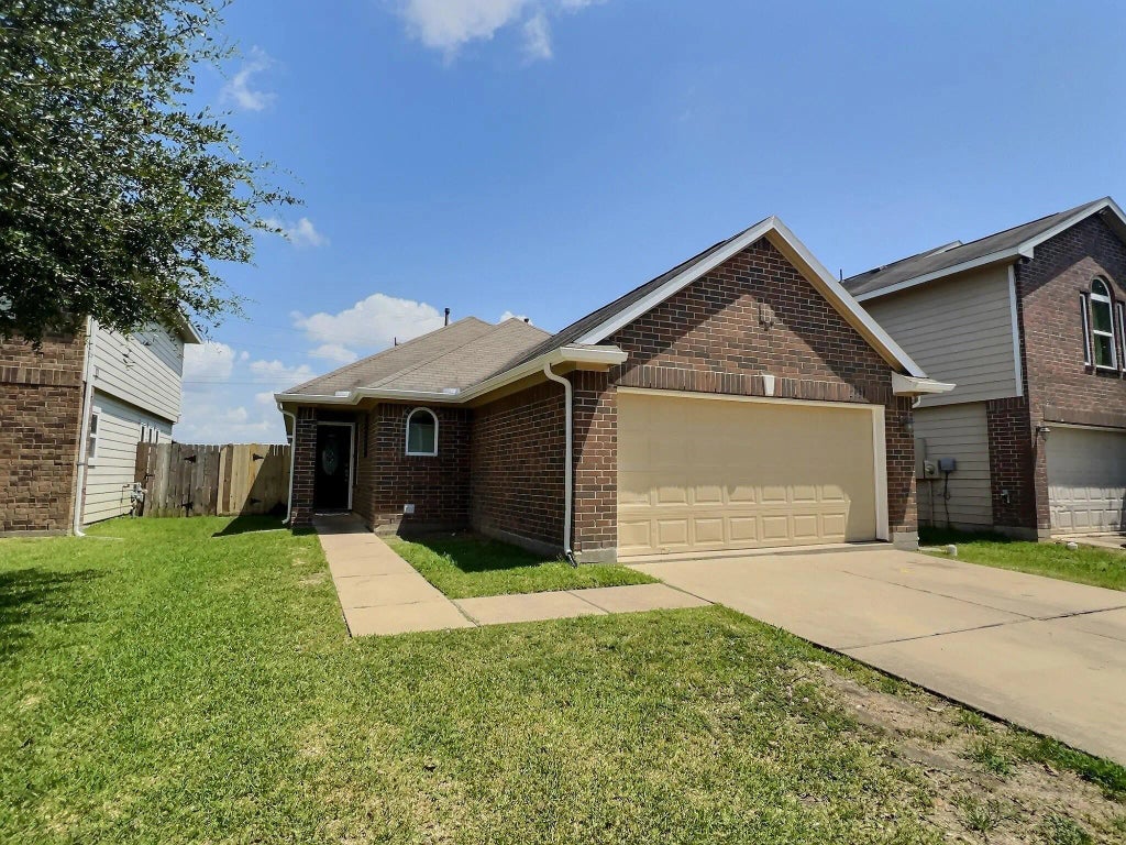 2930 Back Bay Brook Trail, Houston