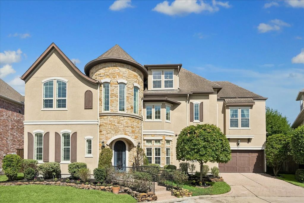 10 Windsor Court, Houston