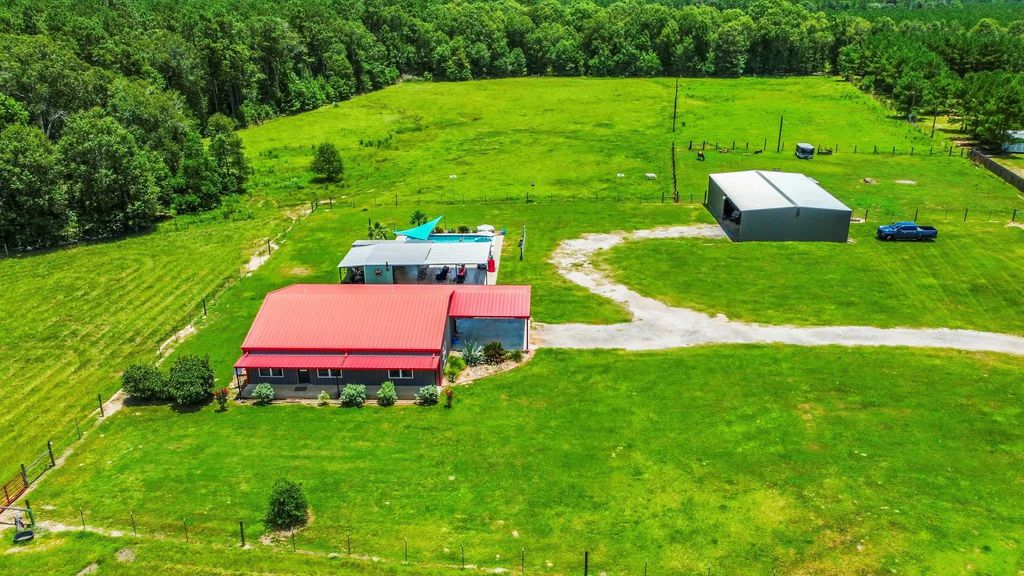 671 Tram Road, Livingston