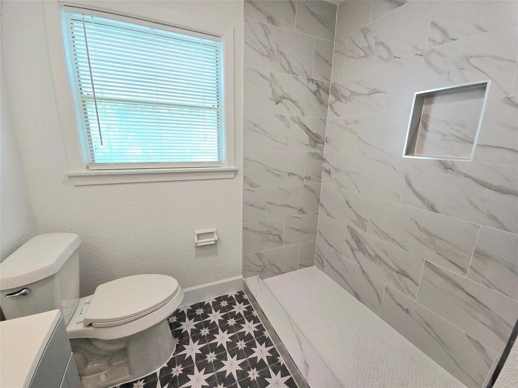 8610 Greiner Drive, Houston