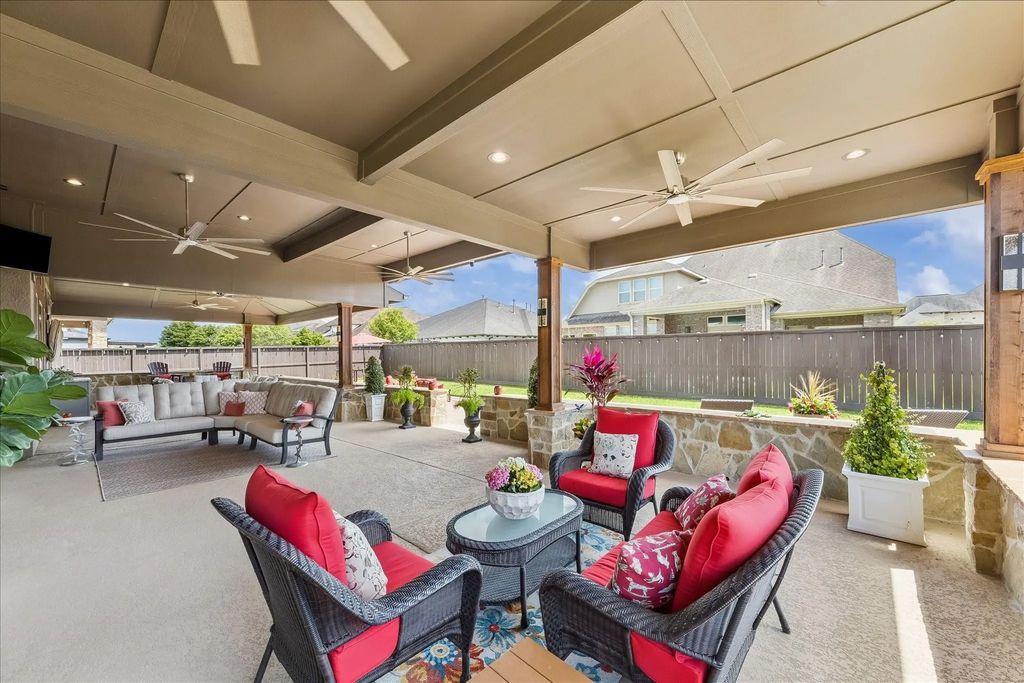 1819 Eagle Creek Drive, Friendswood