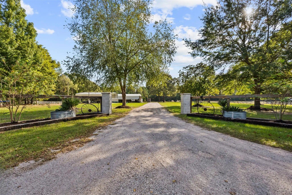 40 Olson Road, New Waverly