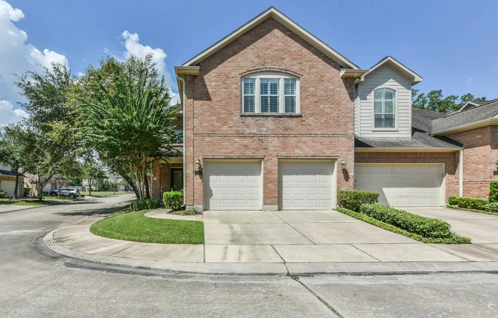 12438 Golden Thistle, Pasadena