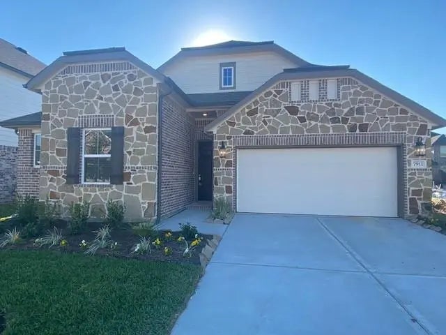 7911 Palm Glade Drive, Cypress