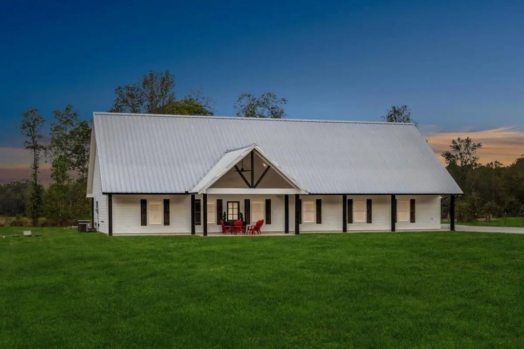 2032 Pahal Road, Huntington