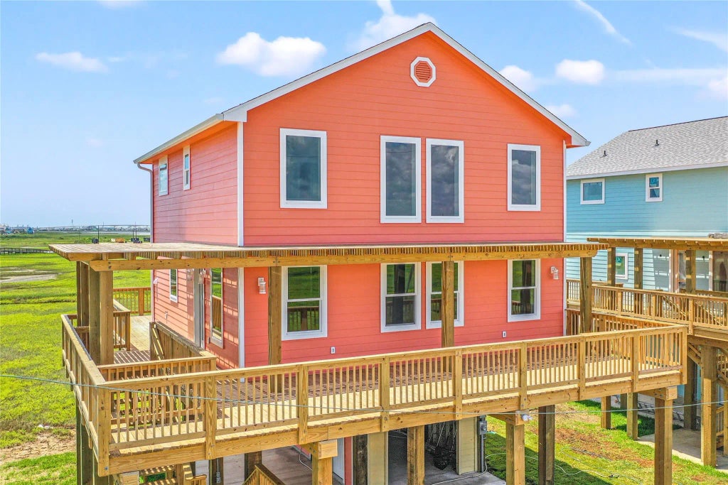 230 Bay Avenue, Surfside Beach