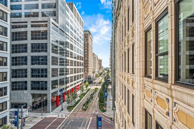 711 Main Street 601, Houston