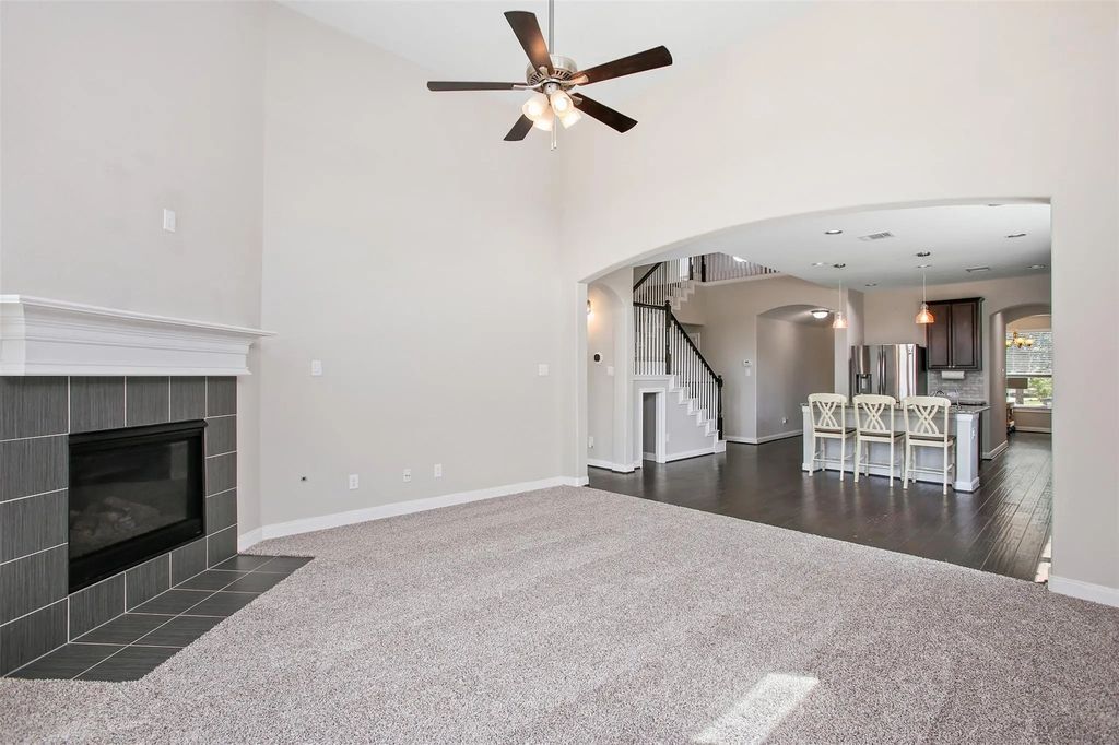 1976 Honey Meadow Lane, Pearland