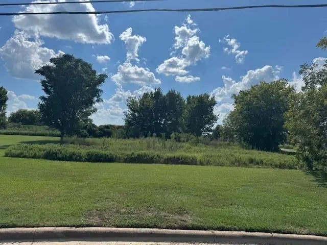 100 Abraham Street, Navasota