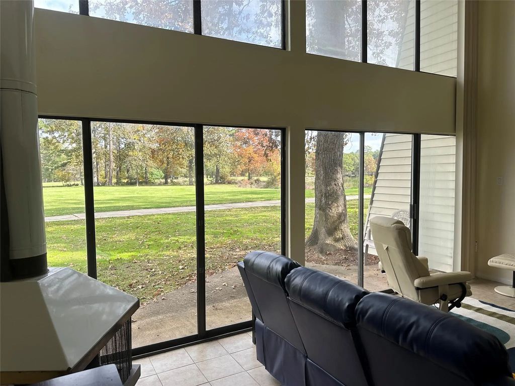 24488 Country Club Drive, Huntsville