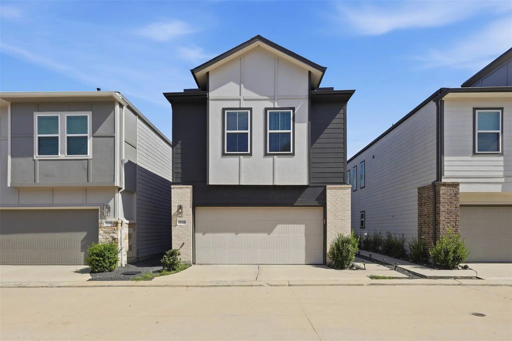 9946 Storehouse Drive, Houston