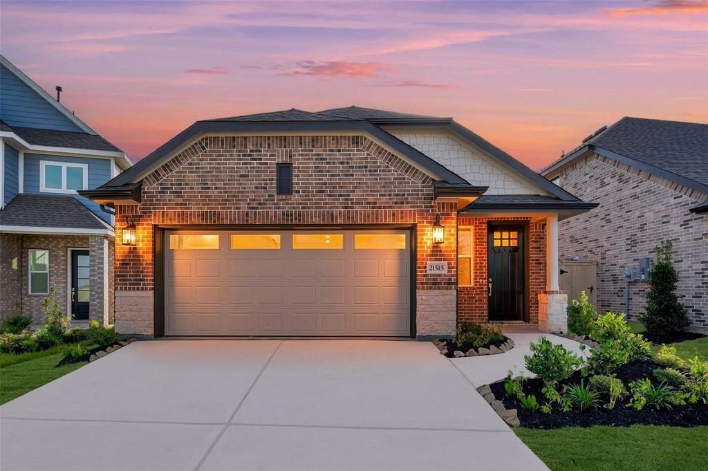 21515 Barnridge Court, Waller