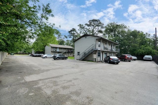 9211 N Green River Drive 12, Houston