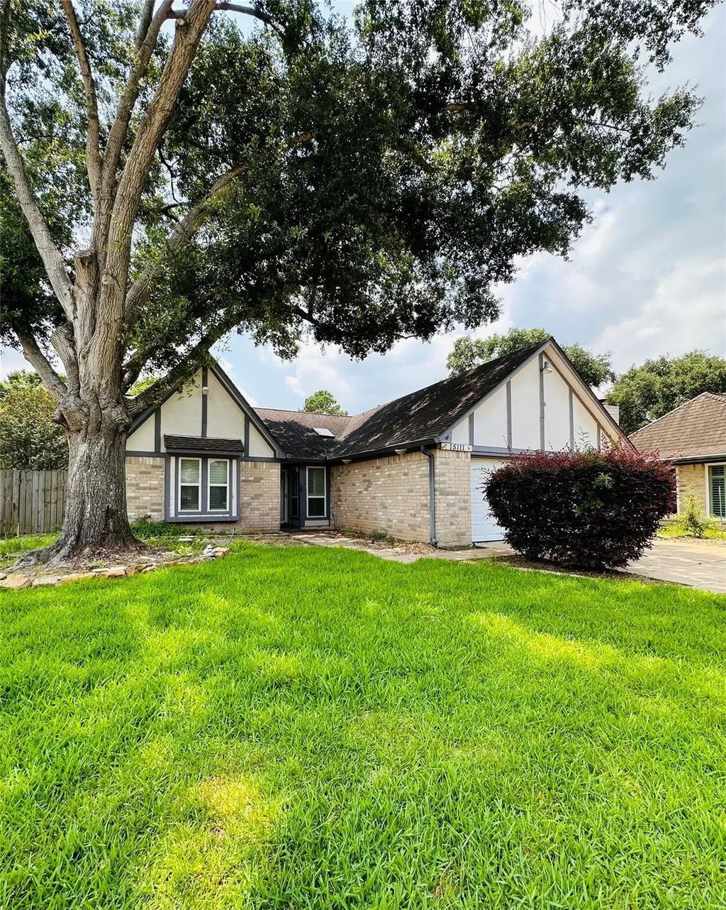 15111 Yorkpoint Drive, Houston