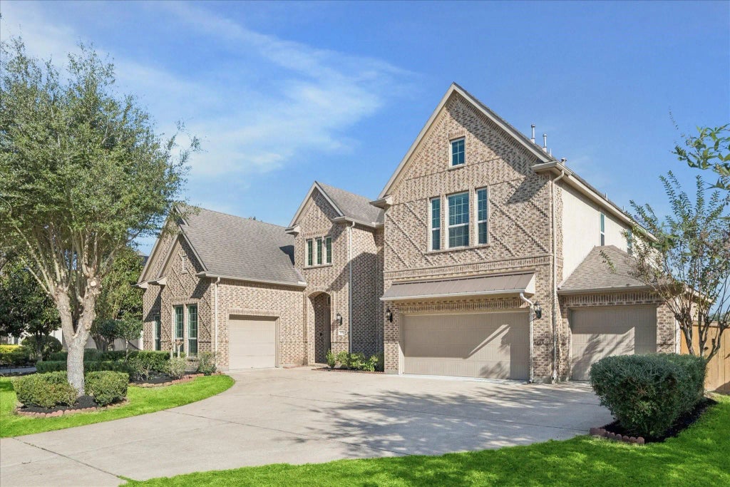 3027 Dahlgren Trail, Sugar Land