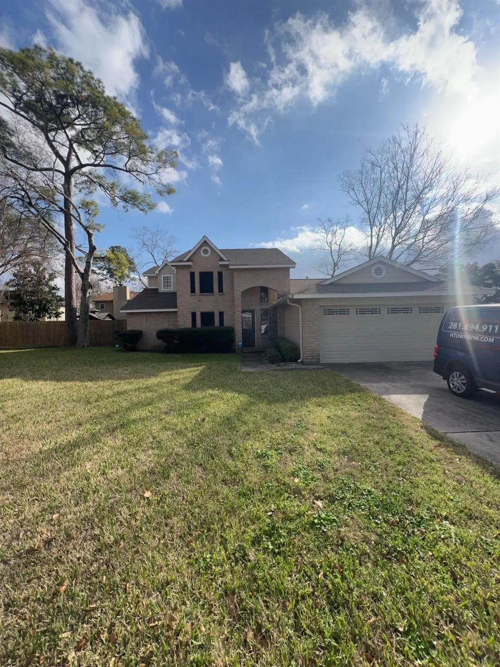 7402 Wood Bluff Boulevard, Houston