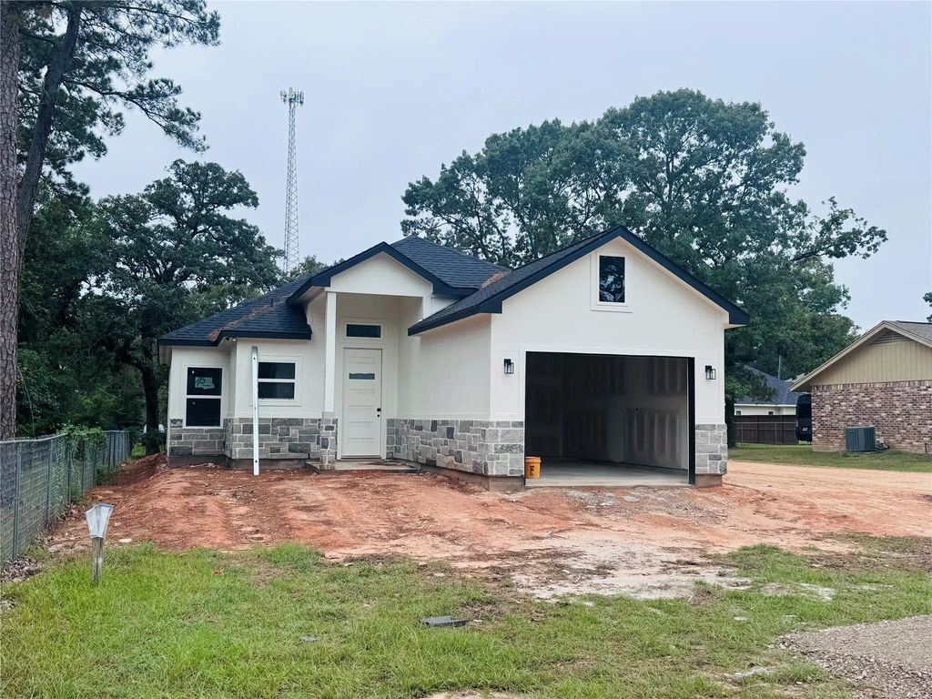14863 Big Spring Circle, Willis