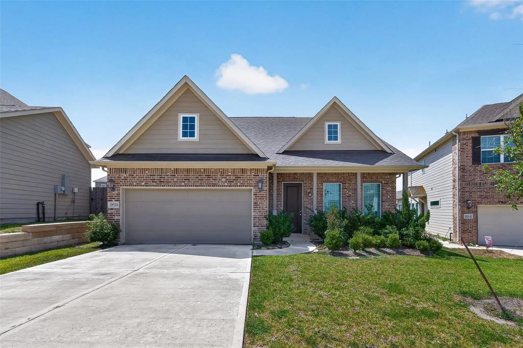 18724 Crescent Trails Circle, Montgomery