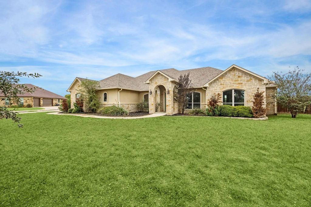 101 Eland Avenue, Bastrop