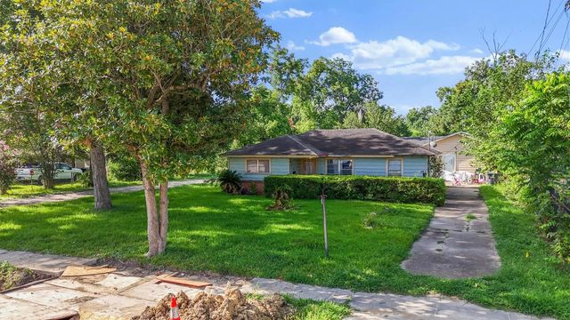 246 Rebecca Street, Houston