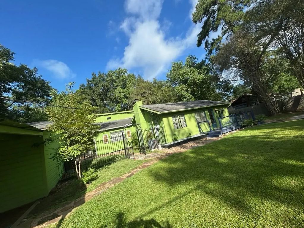 18162 Atkinson Lane, Conroe