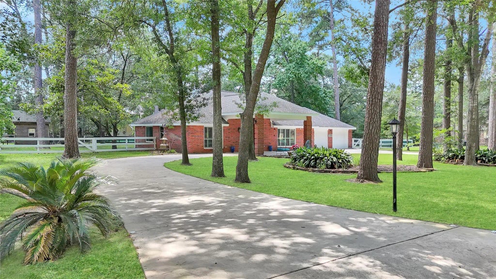 22811 Trailwood Lane, Tomball